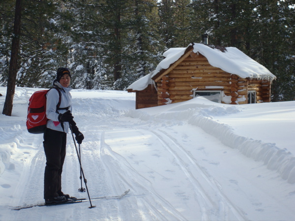 Ski-in cabin