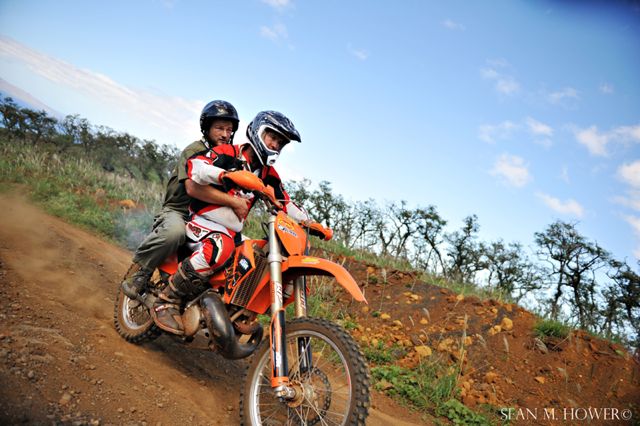 xterra-world-champs-tv-crew-ktm-300