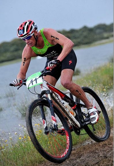 conrad-stoltz-itu-cross-tri-worlds-bike2