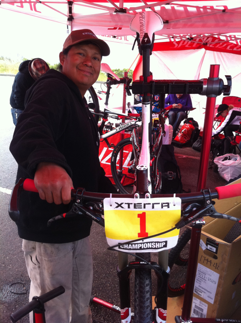 conrad-stoltz-xterra-santa-cruz-specialized-mechanic-myron-billy