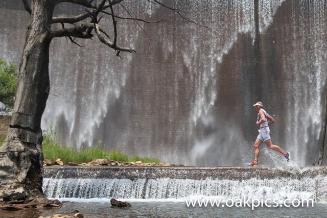 conrad-stoltz-xterra-buffelspoort-dam-crossing