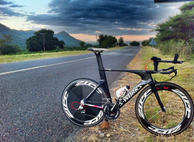 conrad-stoltz-caveman-specialized-shiv-tt