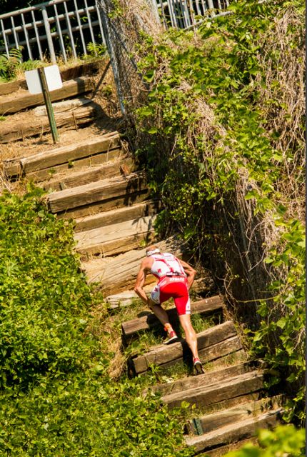 conrad-stoltz-xterra-richmond-2012-by-jesse-peters-caveman-climb conrad-stoltz-xterra-richmond-2012-by-jesse-peters-caveman-climb