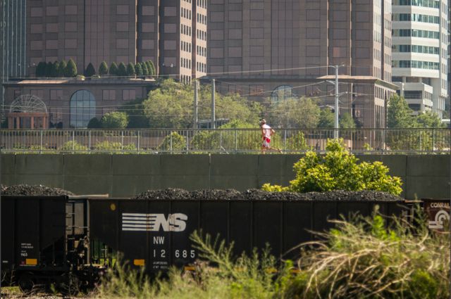 conrad-stoltz-xterra-richmond-2012-by-jesse-peters-city-run conrad-stoltz-xterra-richmond-2012-by-jesse-peters-city-run