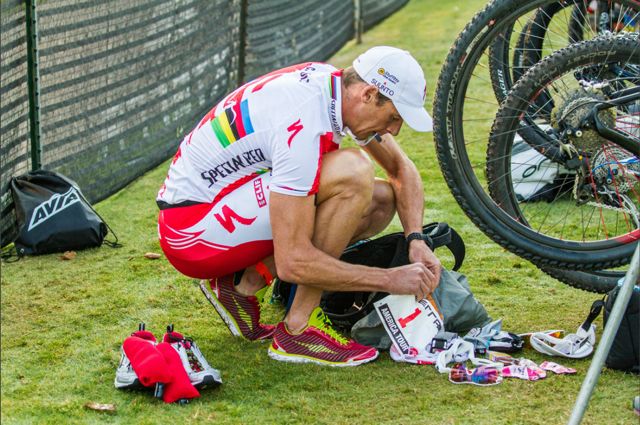 conrad-stoltz-xterra-richmond-2012-by-jesse-peters-setting-up-transition conrad-stoltz-xterra-richmond-2012-by-jesse-peters-setting-up-transition