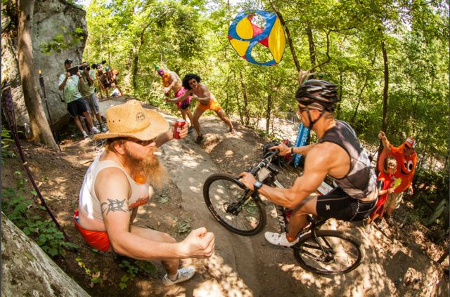 conrad-stoltz-xterra-richmond-2012-leghorns-fans conrad-stoltz-xterra-richmond-2012-leghorns-fans