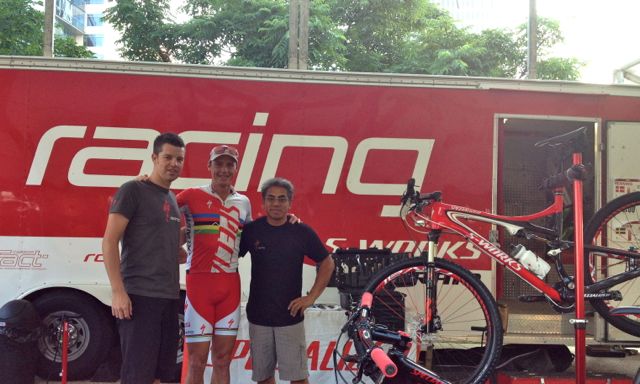 dylan-vd-merwe-joe-devera-specialized-racing-conrad-stoltz-xterra-richmond-2012 dylan-vd-merwe-joe-devera-specialized-racing-conrad-stoltz-xterra-richmond-2012