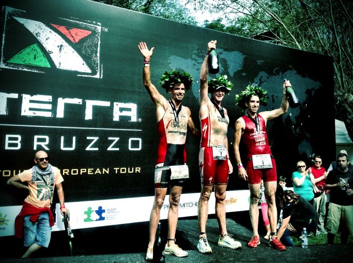 Conrad Stoltz Caveman XTERRA Italy Scanno podium Specialized Hoka Suunto Oakley