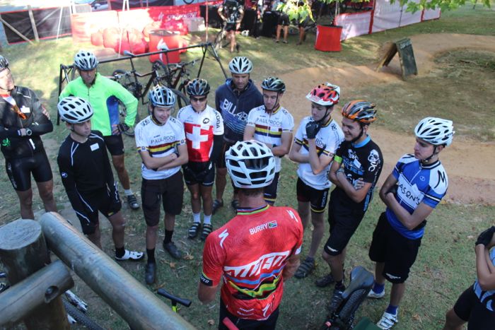 Conrad Stoltz Caveman MTB Skills Clinic Mountain bike skills Specialized Paul Roos Mountainbike Team