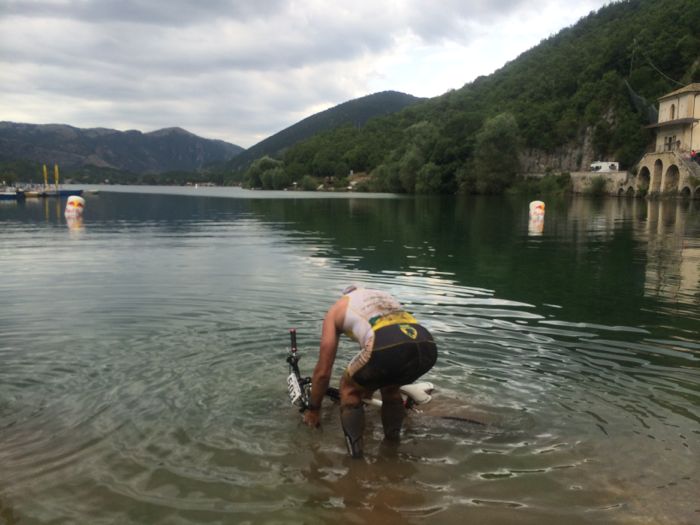 conrad stoltz Xterra Italy 2014 bike wash