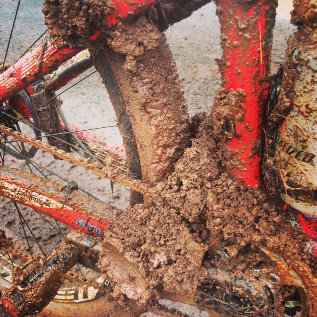 Conrad Stoltz muddy bike Specialized Hawaii