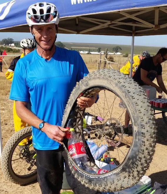 Conrad Stoltz Cavemanstyle fatboy tire fix with 2L coke bottles